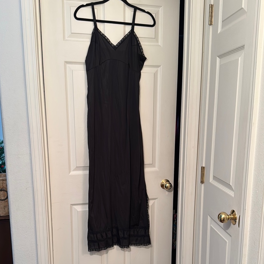 Maxi Black Small Slip Black lace with side slit, adjustable straps Like new!